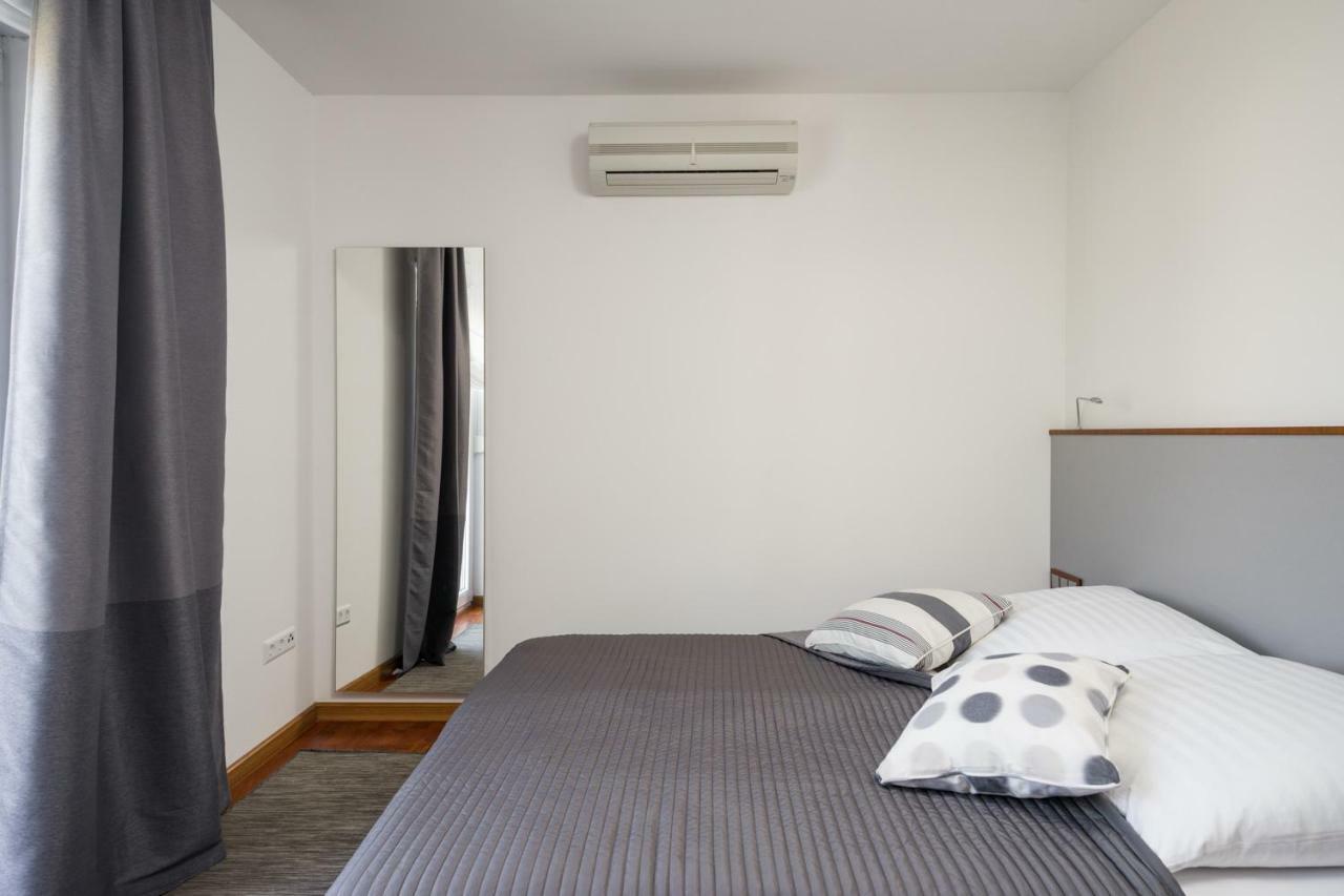 Apartments Biba Малинска Экстерьер фото