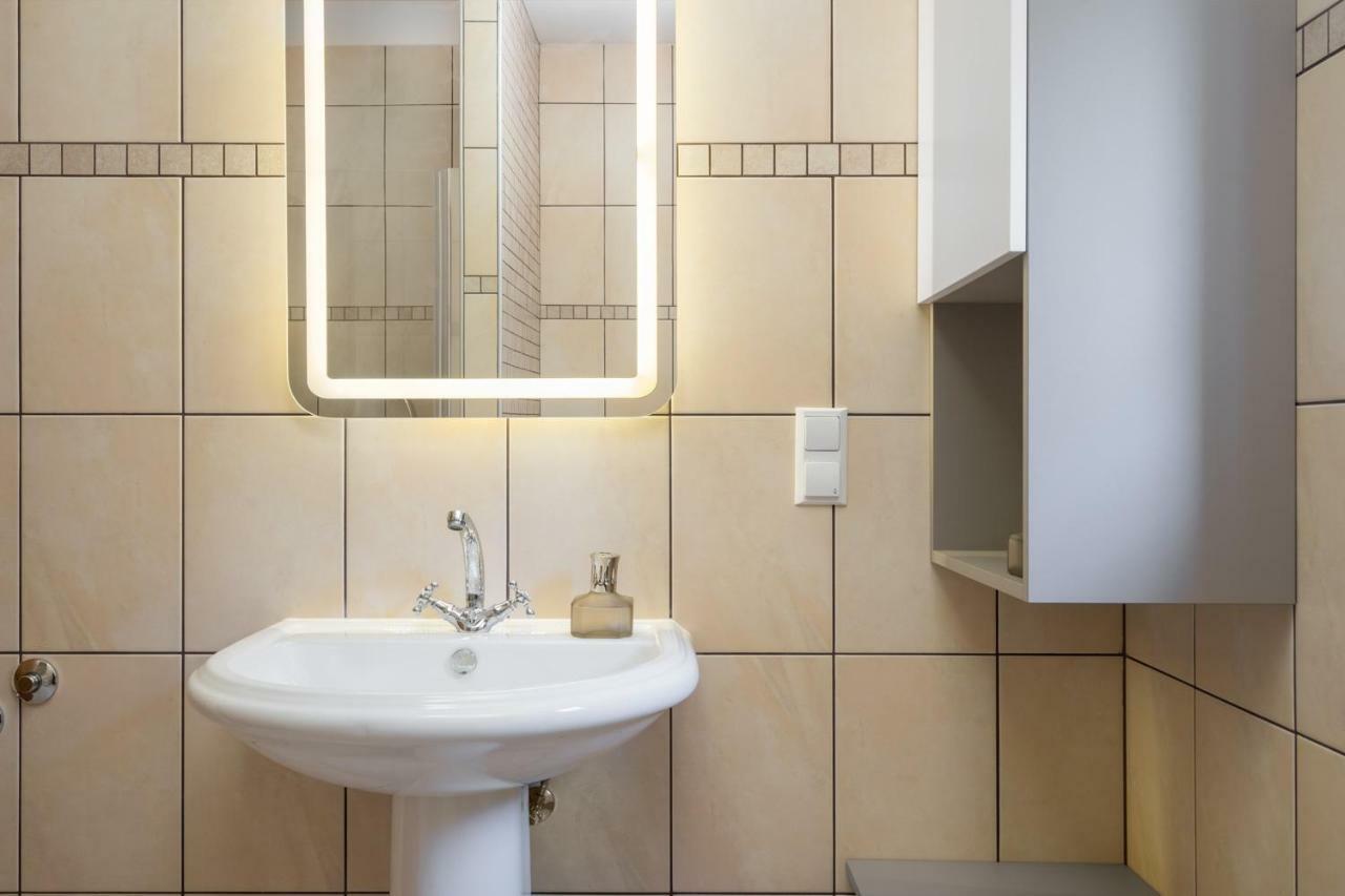 Apartments Biba Малинска Экстерьер фото